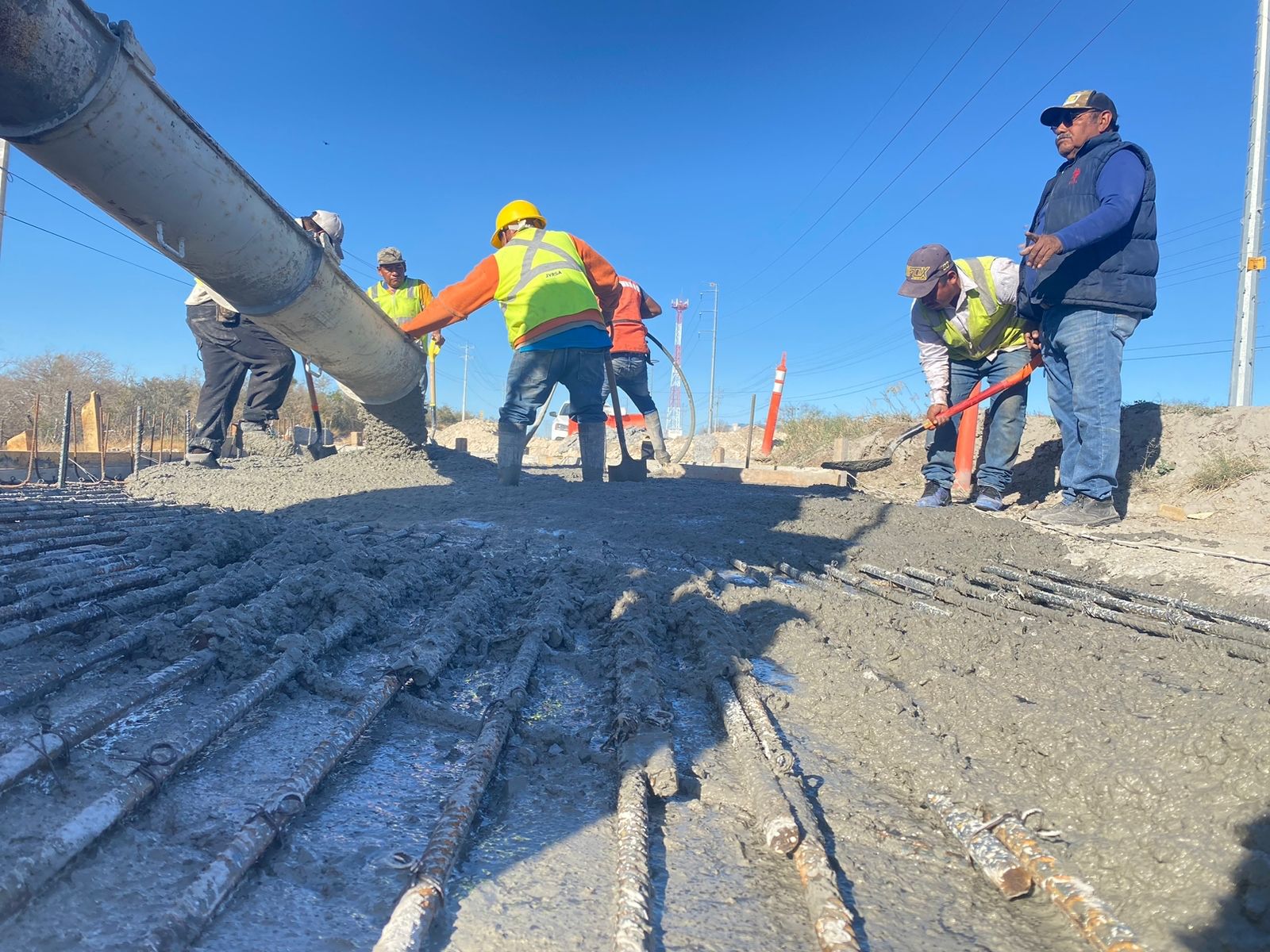CONCRETO PARA PLANTILLA DE ACERO